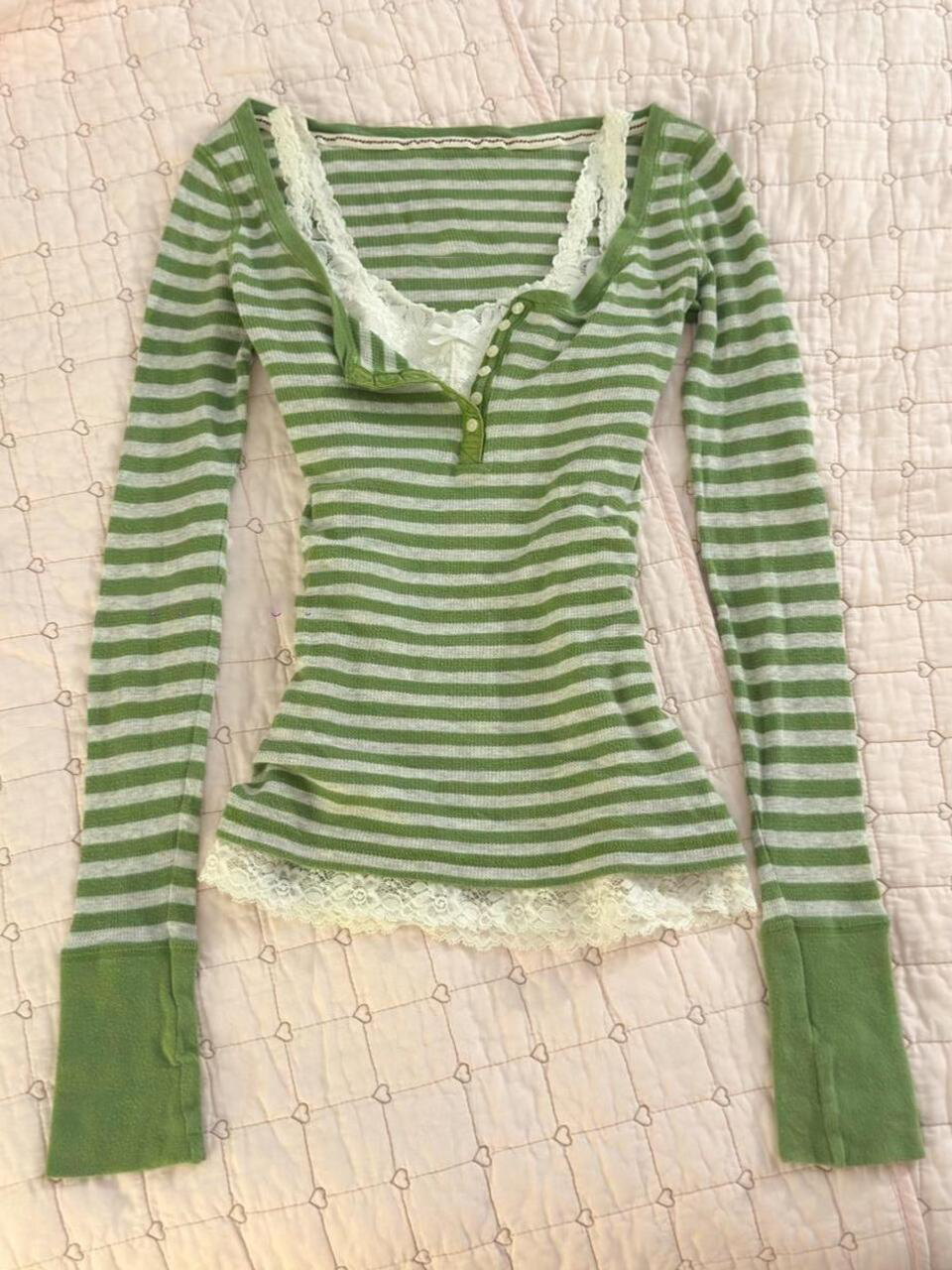 Tees 2000s Y2k Green Stripe Wo - Vintage Y2K review and price