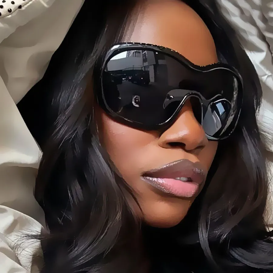 One Piece Oversized  Sunglasse - Vintage Fashion Pieces review and price